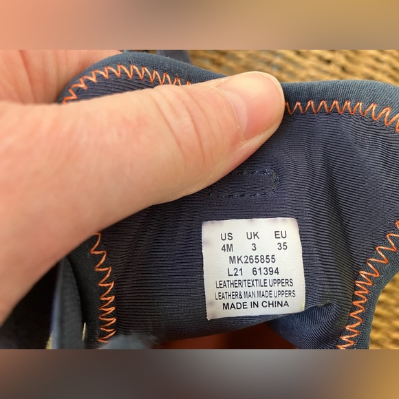 EUC Merrell Hydro Free Roam Sandal - Big Kids' Size 4M - Picture 13 of 14